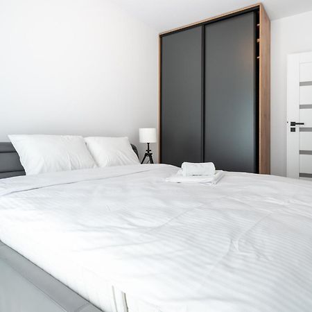 Raciborska 2-Bedroom Apartment Катовице Экстерьер фото