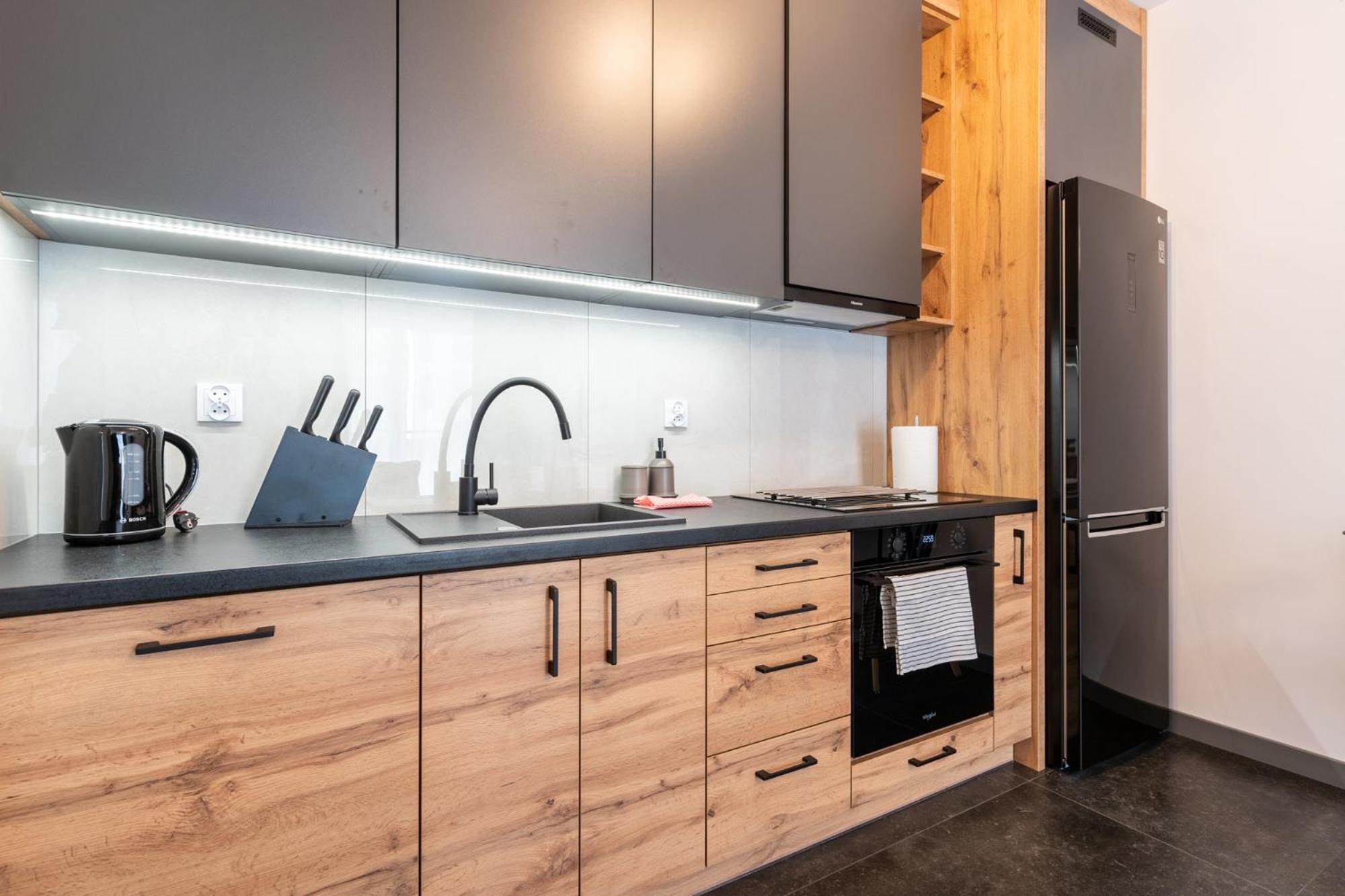 Raciborska 2-Bedroom Apartment Катовице Экстерьер фото